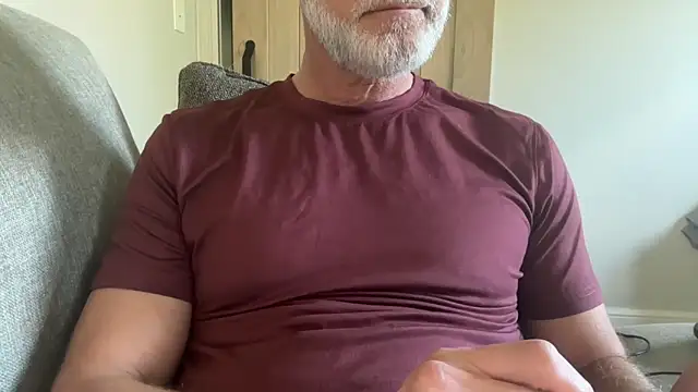 Snapshot of braselton06 chatting on 10-21-25, 05:57 braselton06 online show from 10-21-25, 05:57