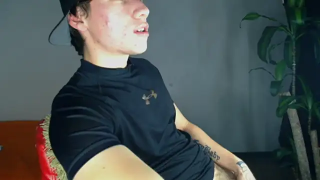 Logan sixxer online show from 11-30-25, 06:23