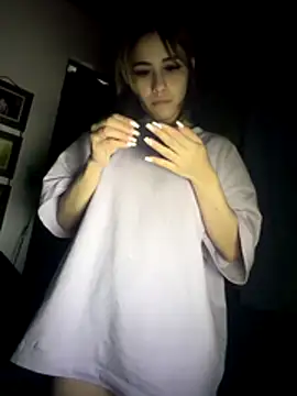 Snapshot of Babylovetiernax chatting on 11-05-25, 04:01 Babylovetiernax online show from 11-05-25, 04:01