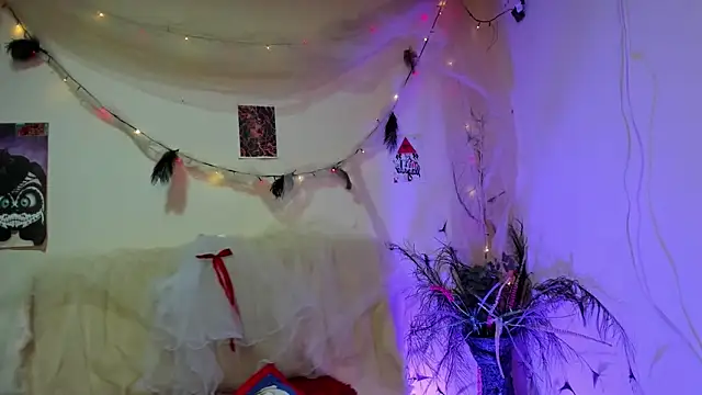  viollette  online show from 12-18-25, 12:49