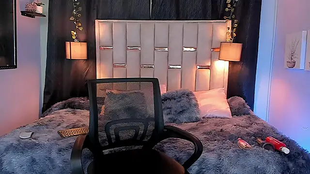 Snapshot of Hanzking01 chatting on 10-02-25, 03:13 Hanzking01 online show from 10-02-25, 03:13