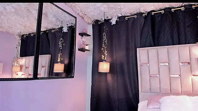 Snapshot of Hanzking01 chatting on 11-08-25, 05:51 Hanzking01 online show from 11-08-25, 05:51