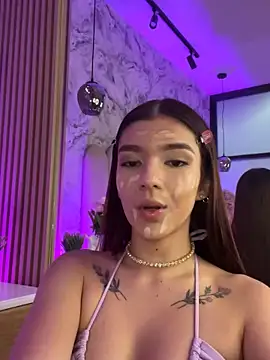 Snapshot of JessicaMason chatting on 11-01-25, 10:56 JessicaMason online show from 11-01-25, 10:56