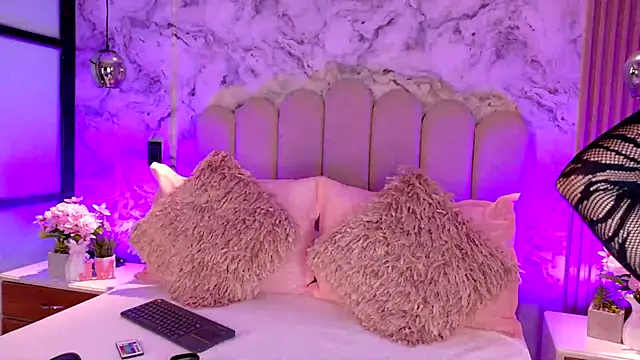 JessicaMason online show from 12-15-25, 10:47