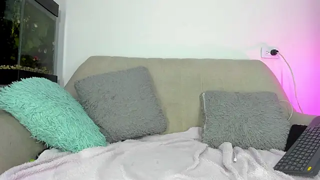 teo saenz online show from 10-16-25, 03:07