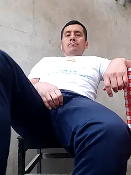 Snapshot of joanluperu chatting on 11-12-25, 09:36 joanluperu online show from 11-12-25, 09:36