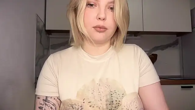 OpheliaRitz online show from 12-14-25, 06:12