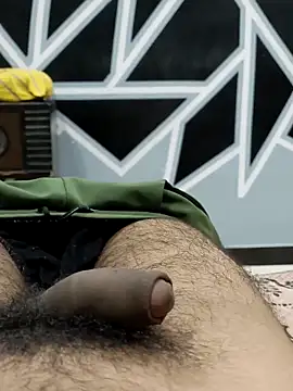 Snapshot of Bull54321 chatting on 09-20-25, 06:42 Bull54321 online show from 09-20-25, 06:42