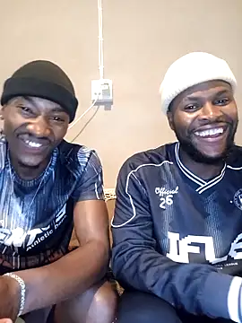 ManInbkack online show from 10-27-25, 05:06