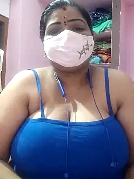 lathikaqueentamil online show from 11-15-25, 03:52