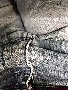 Snapshot of Ajayy01 chatting on 09-29-25, 11:04 Ajayy01 online show from 09-29-25, 11:04