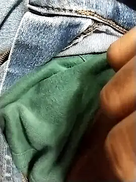 Snapshot of Ajayy01 chatting on 10-03-25, 02:25 Ajayy01 online show from 10-03-25, 02:25