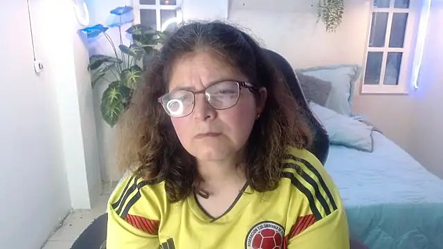 Linda banks  online show from 10-18-25, 08:53