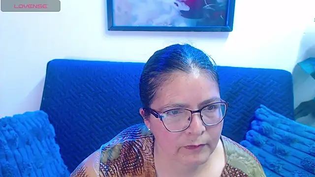 Linda banks  online show from 12-19-25, 01:45