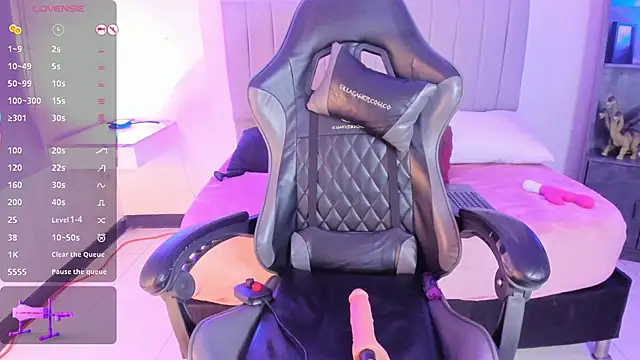 Scarlett21   online show from 12-13-25, 07:53