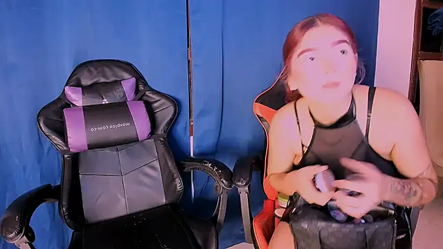 Snapshot of nahomy_ryans chatting on 09-21-25, 07:21 nahomy ryans online show from 09-21-25, 07:21