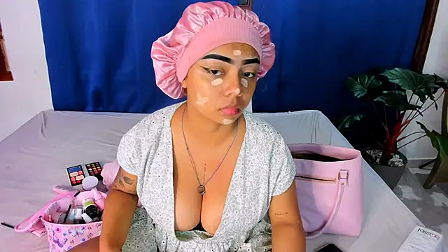 Snapshot of nahomy_ryans chatting on 09-28-25, 08:31 nahomy ryans online show from 09-28-25, 08:31