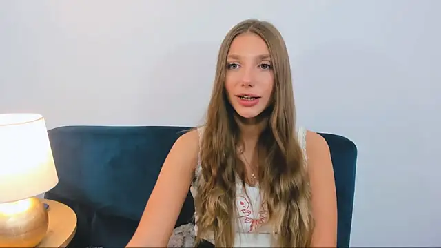 EmmaGorgeous online show from 09-24-25, 05:27