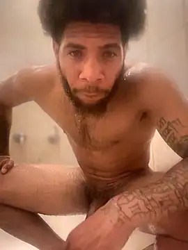 Snapshot of 1mistaGoodWood chatting on 07-14-26, 04:28 1mistaGoodWood online show from 07-14-26, 04:28