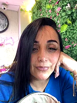 hotadhara01 online show from 11-18-25, 10:14