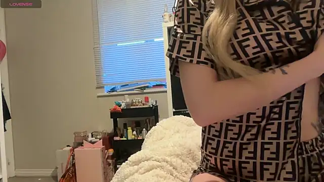 harleyblair online show from 01-17-26, 04:22