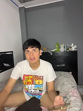 Kailertwink online show from 11-13-25, 05:06