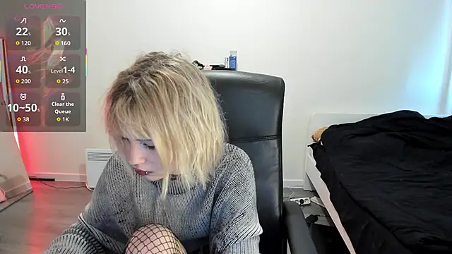 LiyaLuna online show from 10-08-25, 10:35