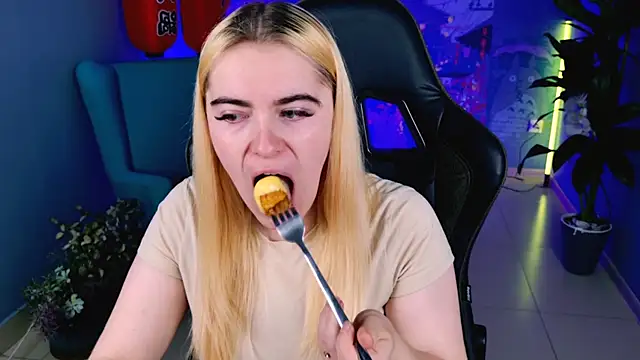 Stef Nicks online show from 09-12-25, 05:51