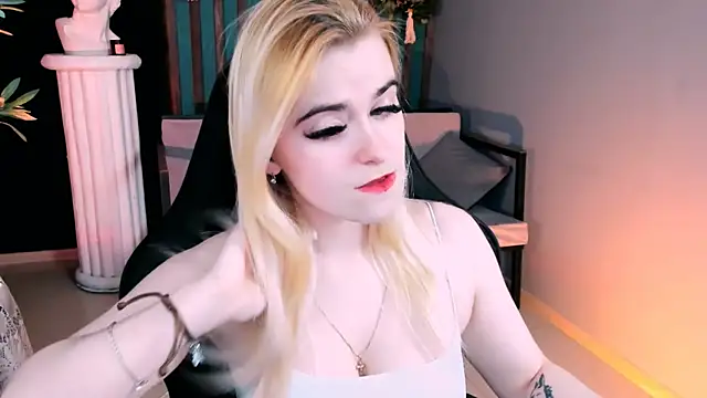 Stef Nicks online show from 04-04-26, 09:07