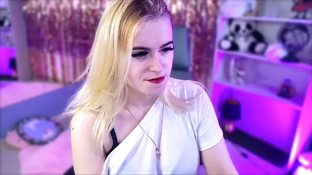 Stef Nicks online show from 04-07-26, 09:10