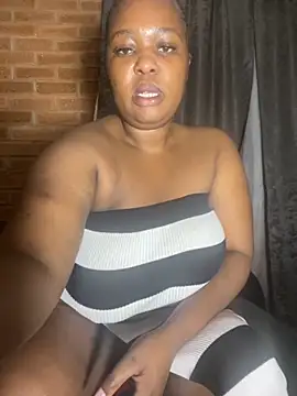 SEXYBOOBS21D online show from 10-08-25, 01:47