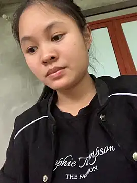 NhuFox online show from 10-15-25, 09:20