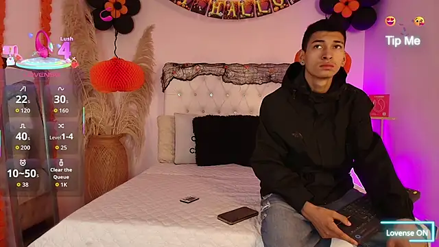 AmelieAndAce online show from 11-01-25, 12:51