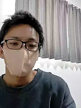 Snapshot of mitsuki0915 chatting on 11-04-25, 01:38 mitsuki0915 online show from 11-04-25, 01:38