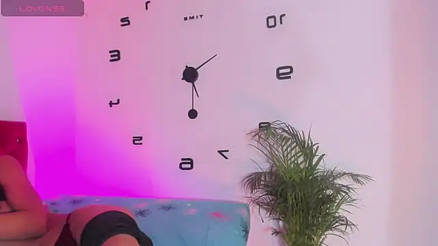 Snapshot of Lady_Dirty444 chatting on 09-17-25, 11:50 Lady Dirty444 online show from 09-17-25, 11:50