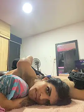 Snapshot of Lady_Dirty444 chatting on 10-05-25, 01:37 Lady Dirty444 online show from 10-05-25, 01:37