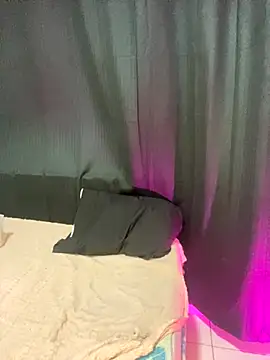 Snapshot of Lady_Dirty444 chatting on 10-18-25, 12:24 Lady Dirty444 online show from 10-18-25, 12:24