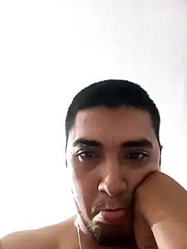 Snapshot of tiburonsinM chatting on 11-02-25, 01:41 tiburonsinM online show from 11-02-25, 01:41