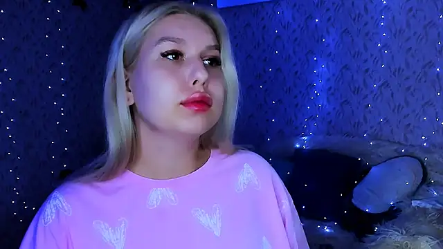 ChloeRicc online show from 09-27-25, 07:52