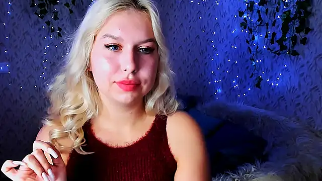 ChloeRicc online show from 10-12-25, 09:41