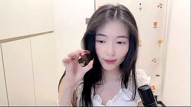 Snapshot of Rosalind_xixi chatting on 10-07-25, 02:03 Rosalind xixi online show from 10-07-25, 02:03