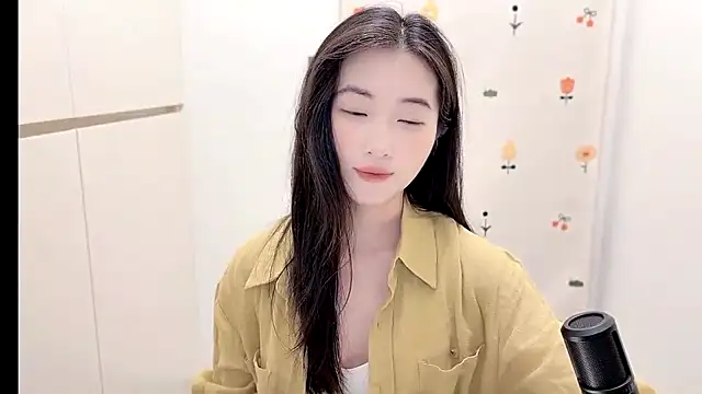 Snapshot of Rosalind_xixi chatting on 11-04-25, 02:38 Rosalind xixi online show from 11-04-25, 02:38