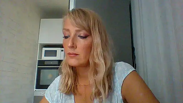 Vexxaa online show from 09-10-25, 01:55