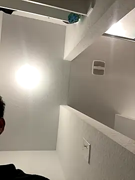 Snapshot of fuego01 chatting on 09-17-25, 06:59 fuego01 online show from 09-17-25, 06:59