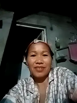 Snapshot of TinTin321 chatting on 10-09-25, 11:19 TinTin321 online show from 10-09-25, 11:19