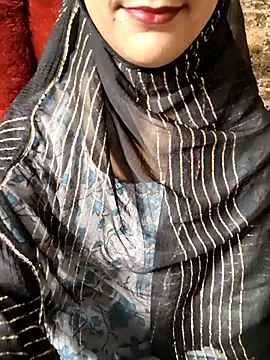 Snapshot of Indian-Aleena chatting on 09-18-25, 10:17 Indian-Aleena online show from 09-18-25, 10:17