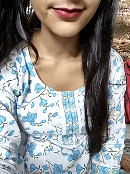 Snapshot of Indian-Aleena chatting on 10-05-25, 05:00 Indian-Aleena online show from 10-05-25, 05:00