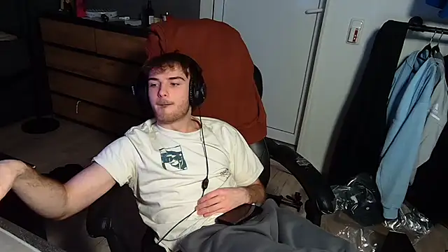 Rudi2007Eye online show from 02-15-26, 08:27