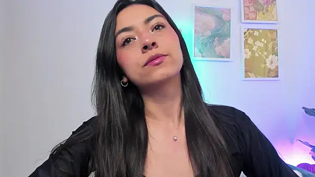 Snapshot of canelleGarces chatting on 11-30-25, 04:22 canelleGarces online show from 11-30-25, 04:22