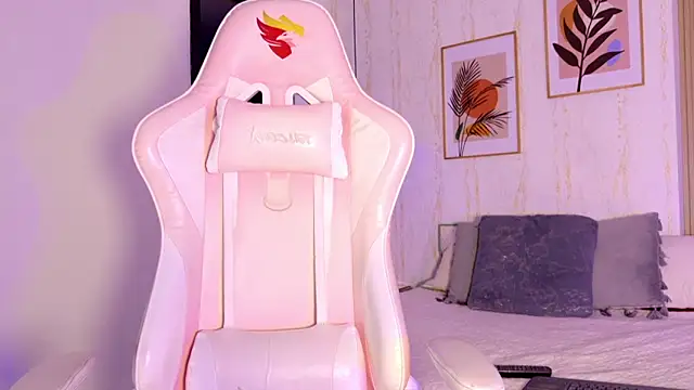 Snapshot of Ayleen_Dunkan chatting on 09-16-25, 12:17 Ayleen Dunkan online show from 09-16-25, 12:17